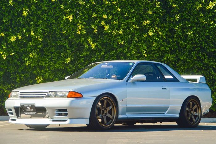 1991-Nissan-Skyline-GT-RR32-1687725181369.jpg