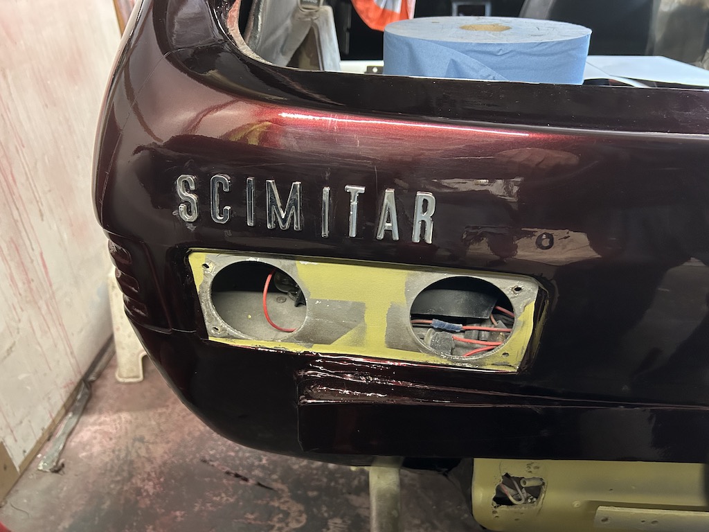 scimitar reffiting rear badge.jpeg