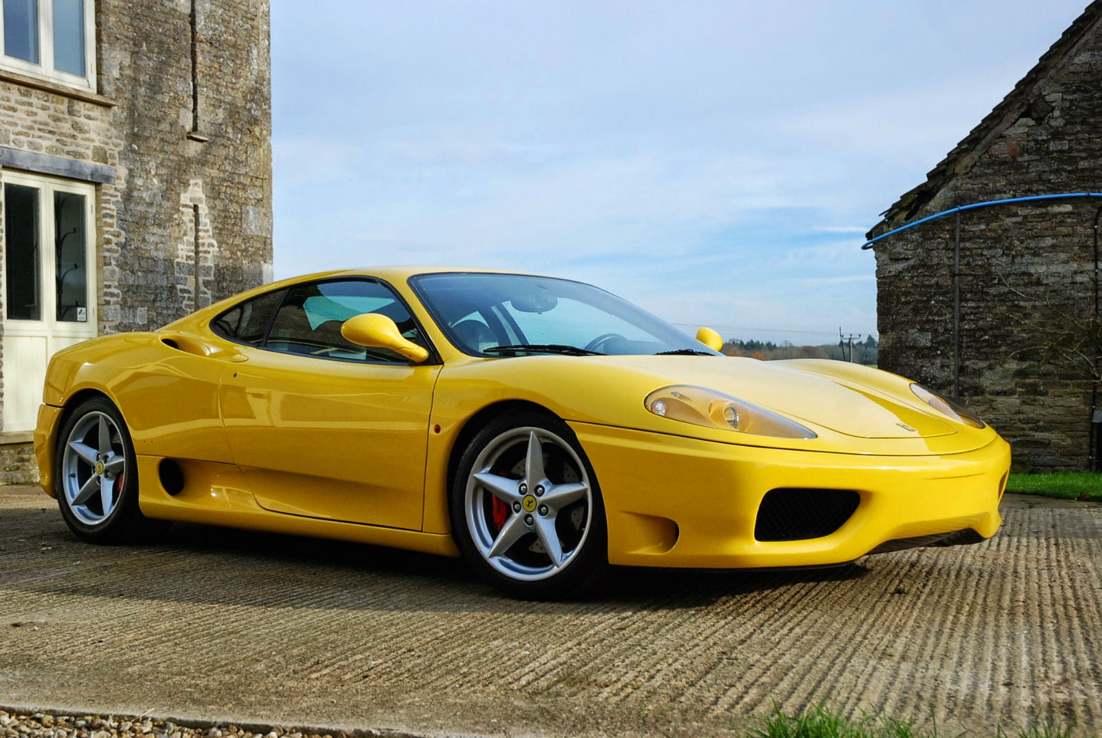 Yellow-Ferrari-360-modena-2001.JPG